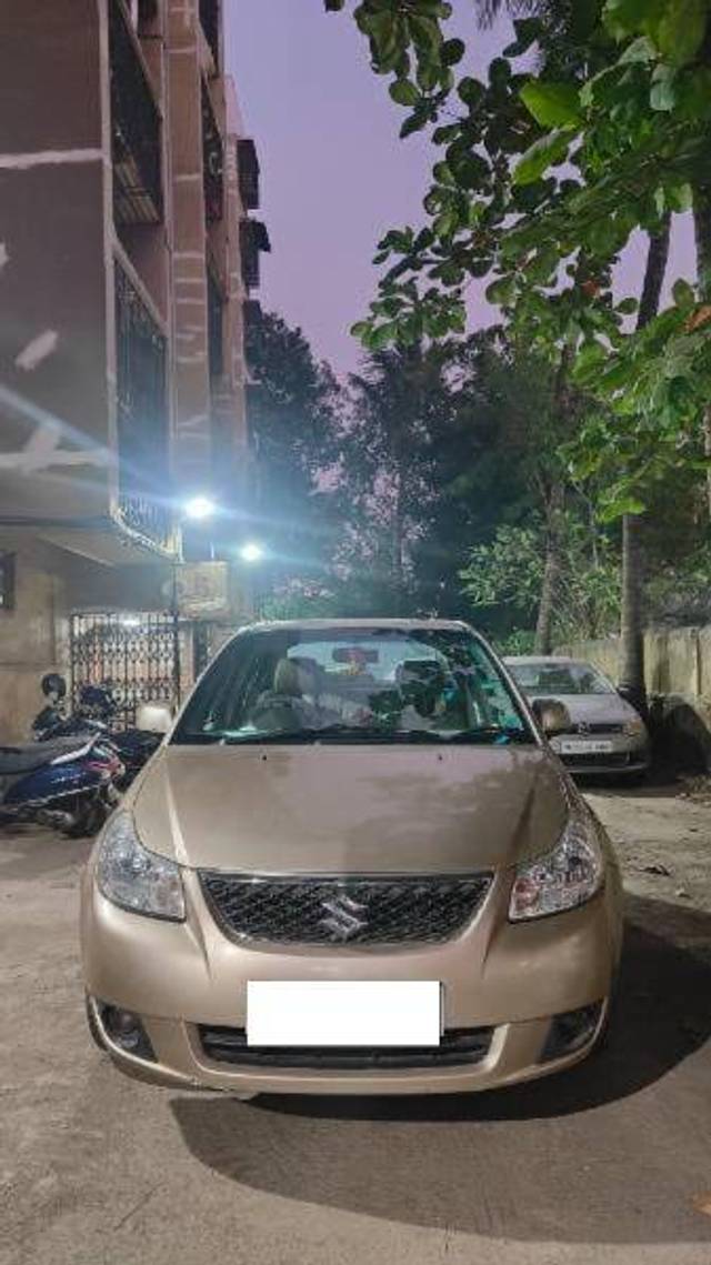 https://images10.gaadi.com/usedcar_image/4237555/original/104b2b8e1e1b49f7849e8d7bb9672aff.jpg?imwidth=6400