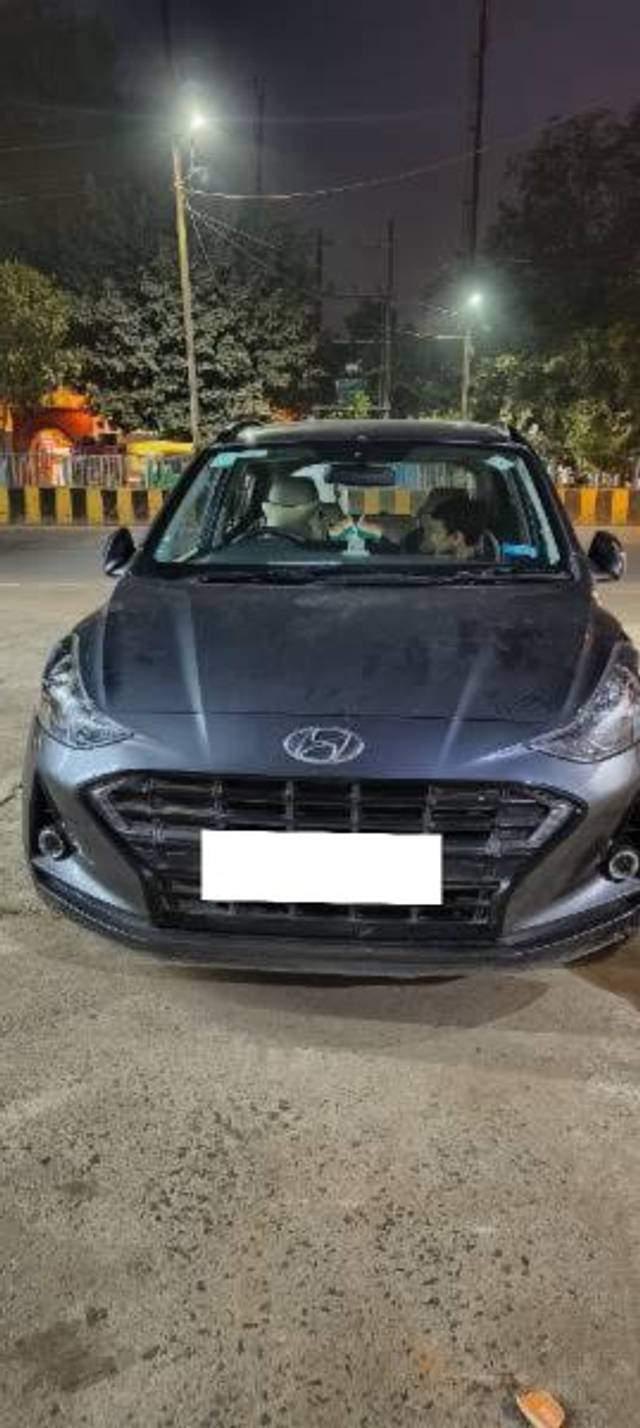 https://images10.gaadi.com/usedcar_image/4237603/original/processed_2d2bcdac-ff85-4fb7-80c3-2b81dc09d83d.jpg?imwidth=6400