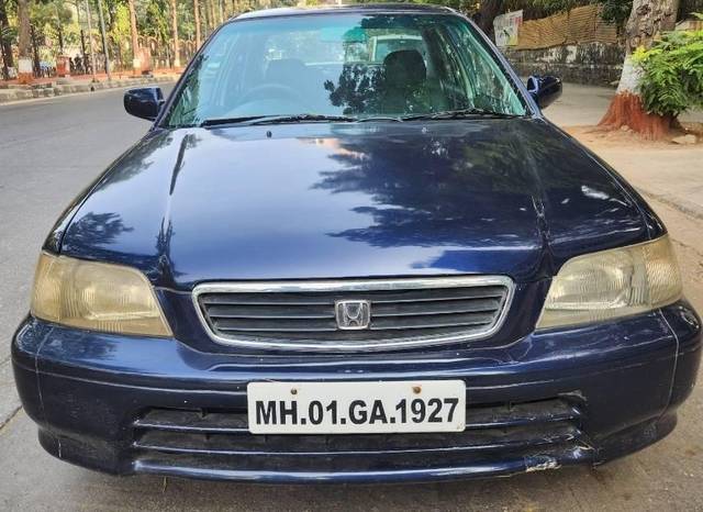 https://images10.gaadi.com/usedcar_image/4237680/original/processed_bba59f4715570fc2a612ed04888f962c.jpg?imwidth=6400