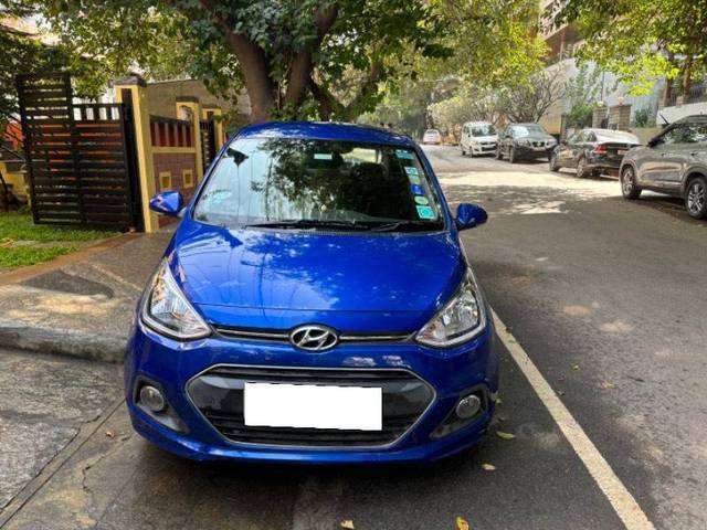 https://images10.gaadi.com/usedcar_image/4237751/original/2e9e2ca4ea6ac3ee0f207daabffa863b.jpeg?imwidth=6400