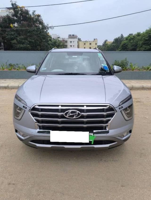 https://images10.gaadi.com/usedcar_image/4237781/original/processed_0c7962adc276144e37b6c072c5dfbee6.jpg?imwidth=6400