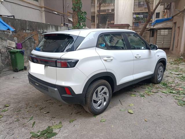 https://images10.gaadi.com/usedcar_image/4237787/original/processed_f5cf0fdd051047db6da655b8c32381a2.jpg?imwidth=6401