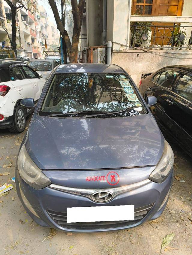 https://images10.gaadi.com/usedcar_image/4237796/original/f4fd0e4193c2c5b269526ff88a87adb1.jpg?imwidth=6402