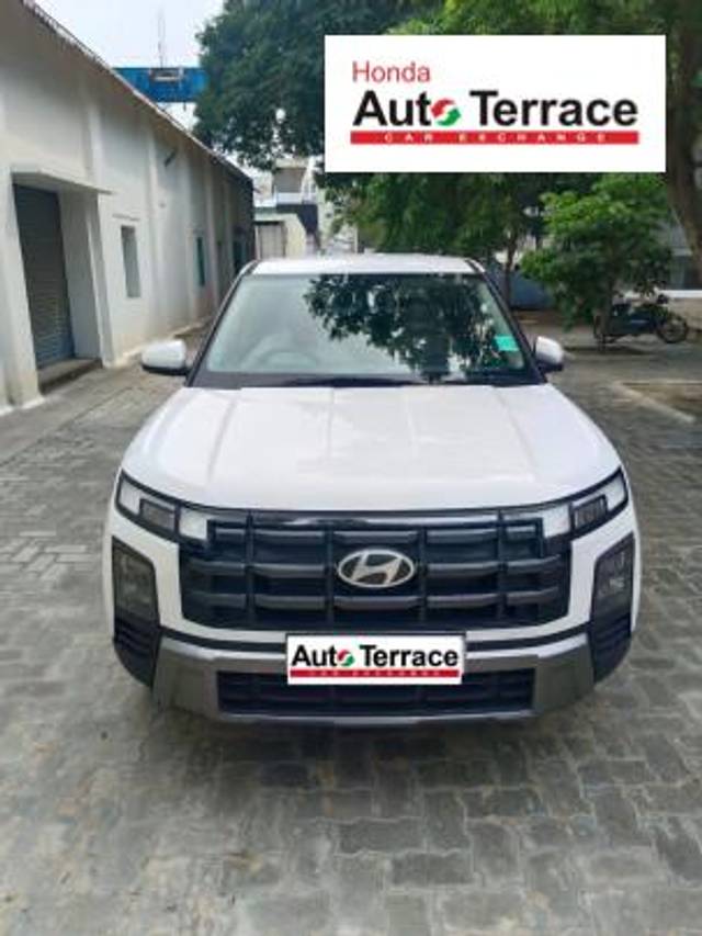 https://images10.gaadi.com/usedcar_image/4237856/original/81064f7a23344bc86ea6be0b93d8d217.jpeg?imwidth=6400