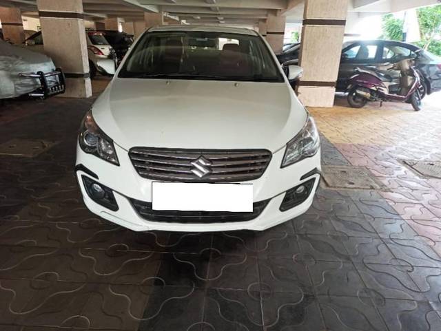 https://images10.gaadi.com/usedcar_image/4237862/original/processed_e76b6746-b657-47d1-9c72-ea455123f003.jpg?imwidth=6400