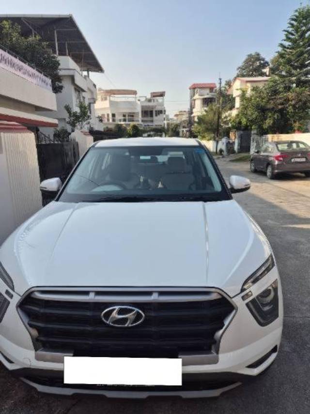 https://images10.gaadi.com/usedcar_image/4237869/original/processed_f647d7d5-d79f-4b97-a06a-fdfa2a0e4c22.jpg?imwidth=6400