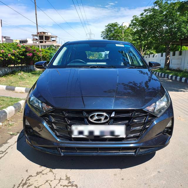 https://images10.gaadi.com/usedcar_image/4237959/original/processed_6de28b4c7cbd9dfd96ce694695ca84af.jpg?imwidth=6400