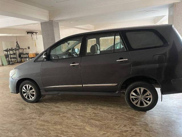 https://images10.gaadi.com/usedcar_image/4238035/original/ba95a7a484a201b538e965f2412fd990.jpeg?imwidth=6402