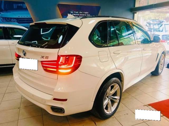 https://images10.gaadi.com/usedcar_image/4238089/original/processed_97ae21cc71d1efc57d7b3083ef9d6aec.jpg?imwidth=6402