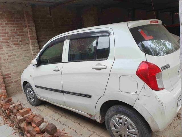 https://images10.gaadi.com/usedcar_image/4238129/original/processed_40bf7554-3c5b-4e4f-a656-a2a8088da152.jpg?imwidth=6402