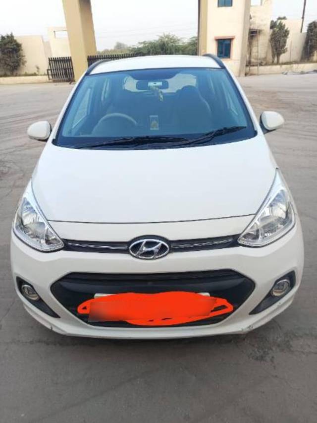 https://images10.gaadi.com/usedcar_image/4238179/original/processed_86ecc201-56f9-4874-b324-2d87f71ef12c.jpg?imwidth=6400