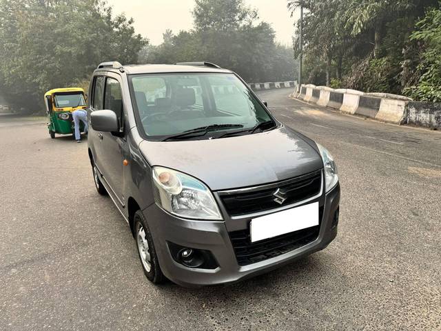 https://images10.gaadi.com/usedcar_image/4238207/original/processed_c139a2d1669d64bbd3c0e9264983daaa.jpg?imwidth=6400