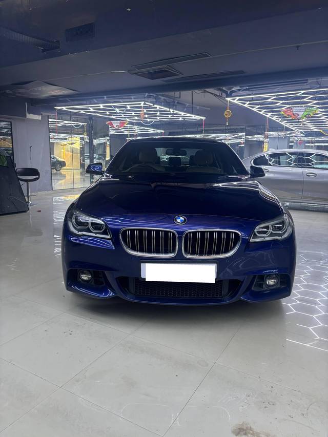 https://images10.gaadi.com/usedcar_image/4238230/original/processed_1e5c8aea73ad99b8a890e87d74b1b89b.jpeg?imwidth=6402