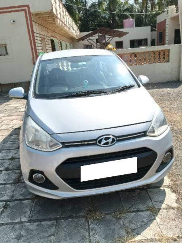 https://images10.gaadi.com/usedcar_image/4238237/original/processed_df363246-990e-46c5-8177-0cf713abbc10.jpg?imwidth=6400