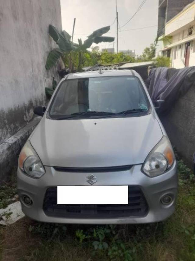 https://images10.gaadi.com/usedcar_image/4238310/original/processed_79287a89-26cd-408b-89e3-fb736bf5ce55.jpg?imwidth=6400