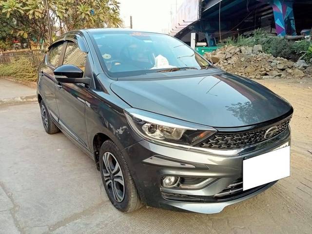 https://images10.gaadi.com/usedcar_image/4238368/original/processed_9a2b6f72b7cc49b8bd864c16ab4159c2.jpg?imwidth=6400