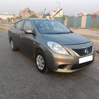 Nissan Sunny 2011-2013 Nissan Sunny XL