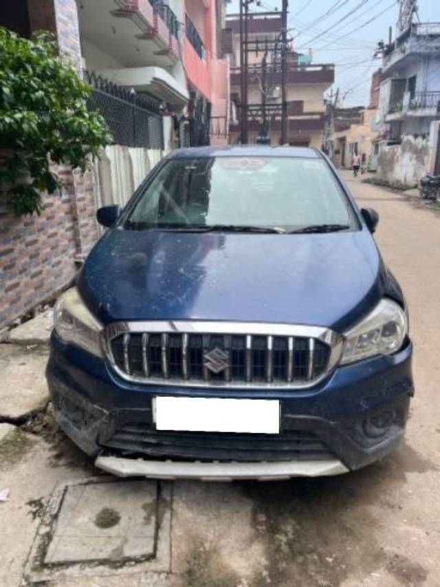 https://images10.gaadi.com/usedcar_image/4238412/original/processed_934e1263-2ecc-42c2-9817-e63b10fa2c6f.jpg?imwidth=6400