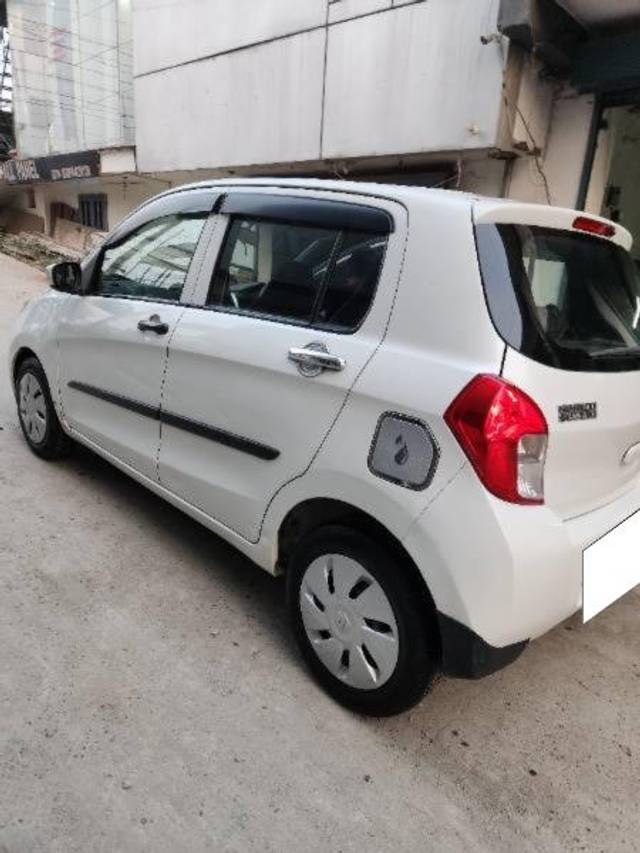 https://images10.gaadi.com/usedcar_image/4238451/original/processed_578f869d-fc97-41b8-8440-4ca6858fafef.jpg?imwidth=6400