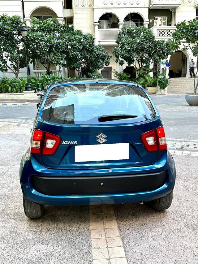 https://images10.gaadi.com/usedcar_image/4238475/original/processed_49cdfe0c3b5ed7132d56da527fd18907.jpg?imwidth=6402