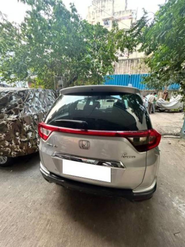 https://images10.gaadi.com/usedcar_image/4238579/original/processed_54161223-9c21-45e8-af30-611c4c6ba08c.jpeg?imwidth=6401