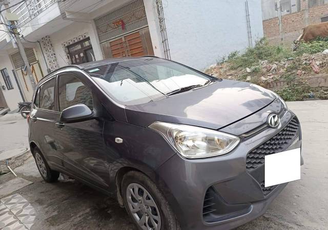 https://images10.gaadi.com/usedcar_image/4238597/original/processed_b707730ed3b316469fc148ac30dca973.jpg?imwidth=6400