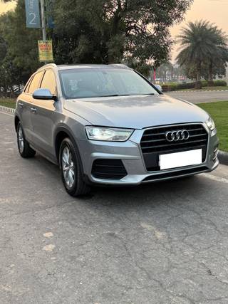 Audi Q3 2015-2017 Audi Q3 35 TDI Quattro Premium Plus