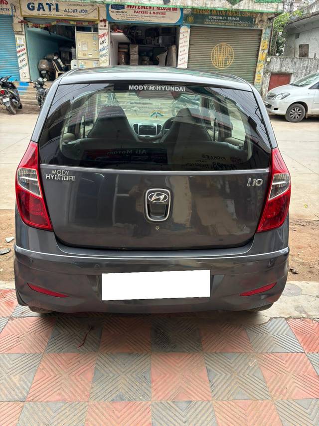 https://images10.gaadi.com/usedcar_image/4238660/original/processed_4e6f02b616dfb0d89f05ce8102f7c7ad.jpg?imwidth=6401