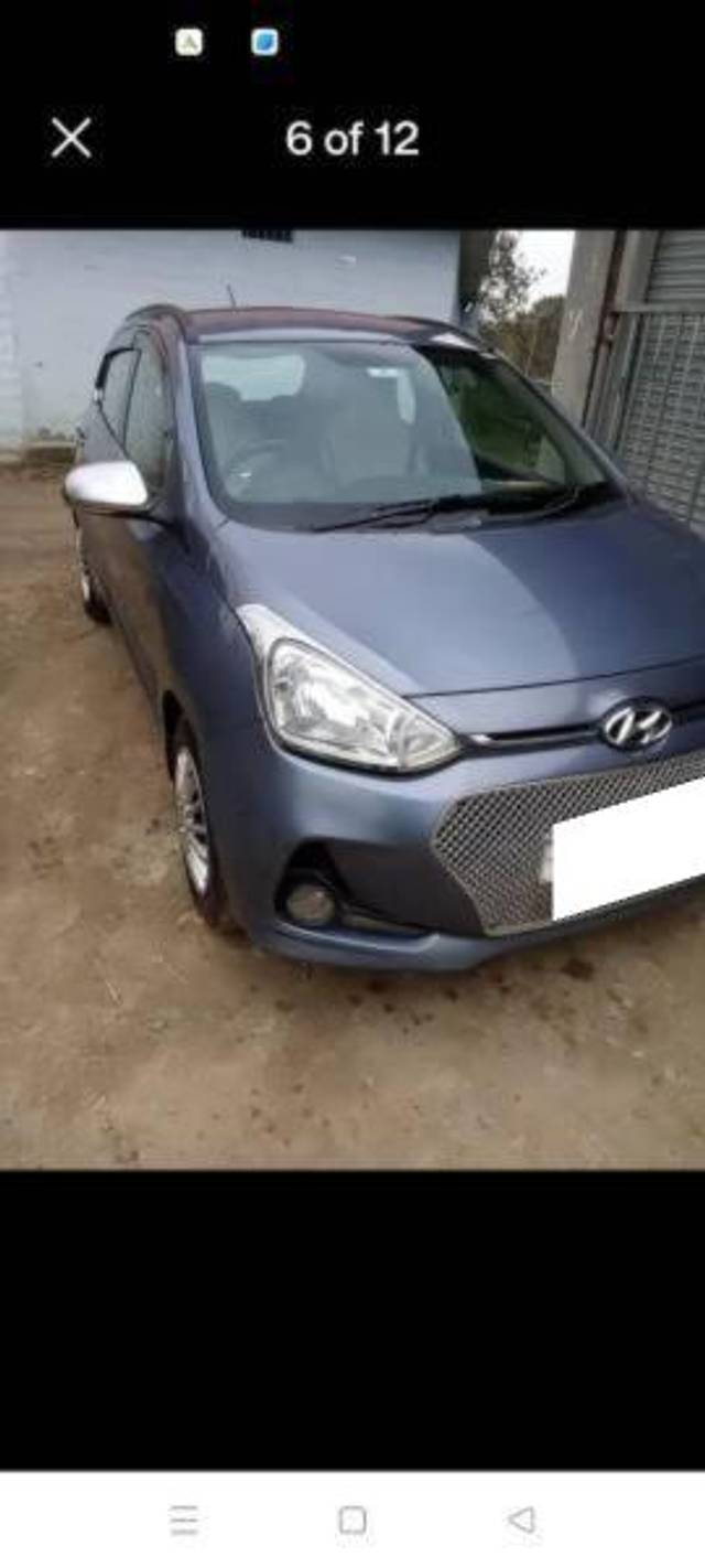 https://images10.gaadi.com/usedcar_image/4238744/original/processed_558f7d12-9e18-4e71-87e2-f3e0a3c37e78.jpg?imwidth=6401