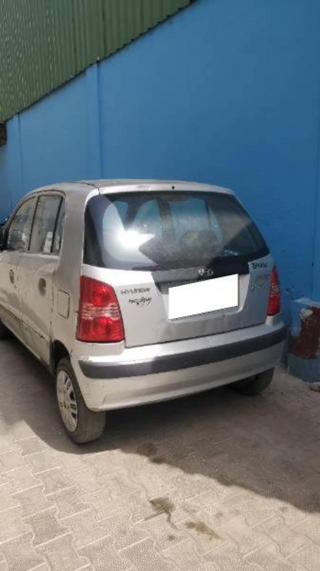 https://images10.gaadi.com/usedcar_image/4238764/original/processed_6304c6cf-b35c-4fab-9fc8-405ef83dd5ad.jpeg?imwidth=6400