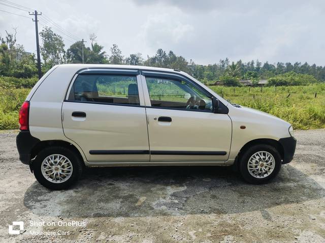 https://images10.gaadi.com/usedcar_image/4238838/original/processed_6cea834826bb18cbbe17cbbe61839a73.jpg?imwidth=6401