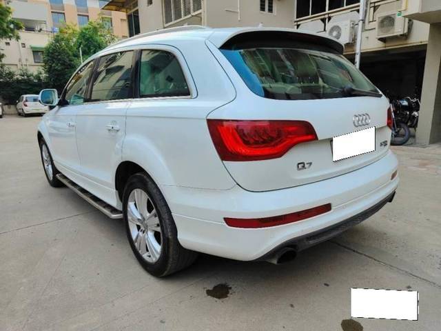 https://images10.gaadi.com/usedcar_image/4238884/original/processed_99e44b3da578166d38731b0ace7793b9.jpg?imwidth=6402