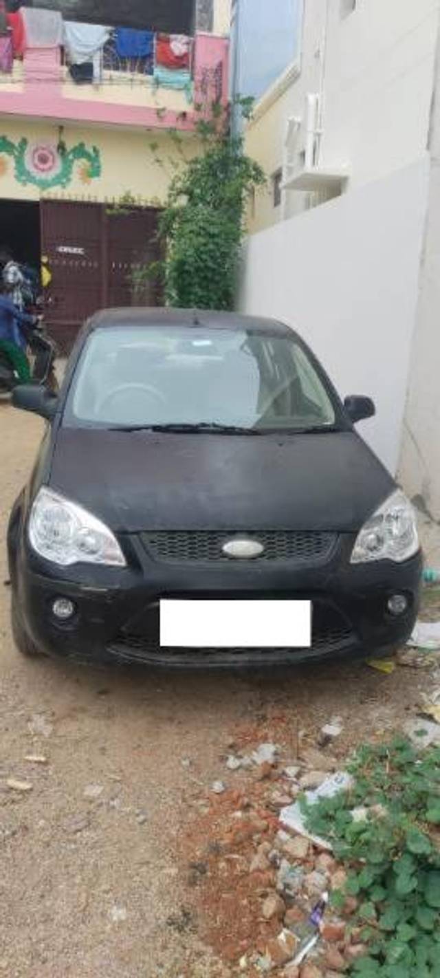 https://images10.gaadi.com/usedcar_image/4238986/original/processed_8ab8e5df-5764-4848-93da-bbee9be02624.jpg?imwidth=6400