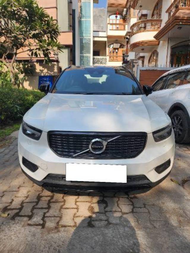 https://images10.gaadi.com/usedcar_image/4238996/original/a61c1887f7f210adcd7fddd299d6fd99.jpg?imwidth=6400