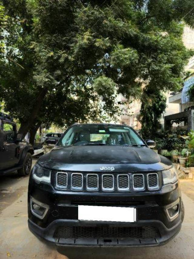 https://images10.gaadi.com/usedcar_image/4239001/original/3a3c3892fe3e477f335bfbd239b58af4.jpg?imwidth=6400