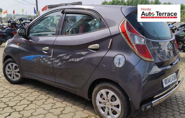 Second-hand 2014 Hyundai EON Magna Plus for sale in Bhubaneswar-5