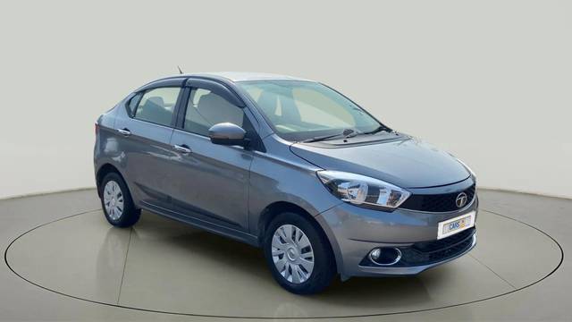 https://images10.gaadi.com/usedcar_image/4239201/original/7d904bd092cd43661a282ca57b902151.jpg?imwidth=6400