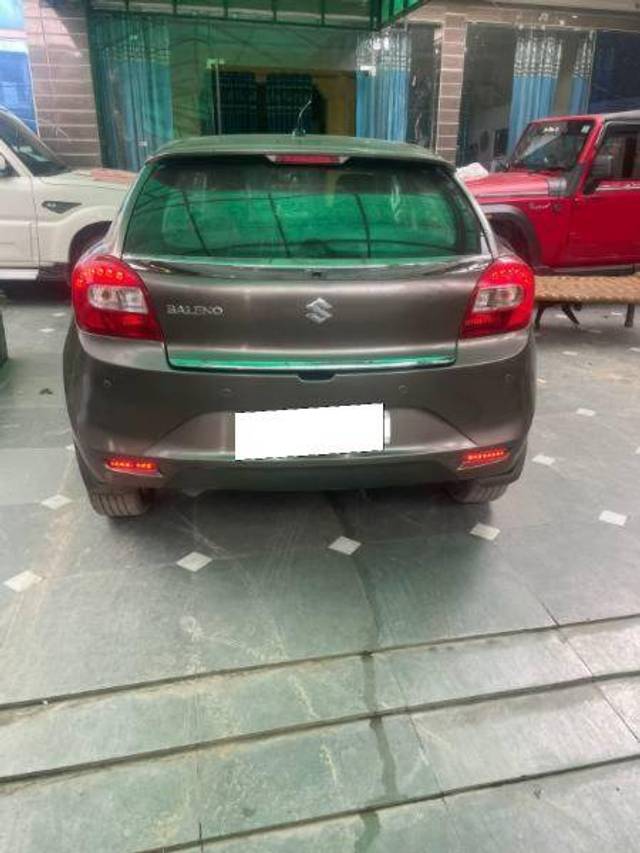 https://images10.gaadi.com/usedcar_image/4239263/original/2139e81ed381a355982f19fdf99cd5a9.jpg?imwidth=6401