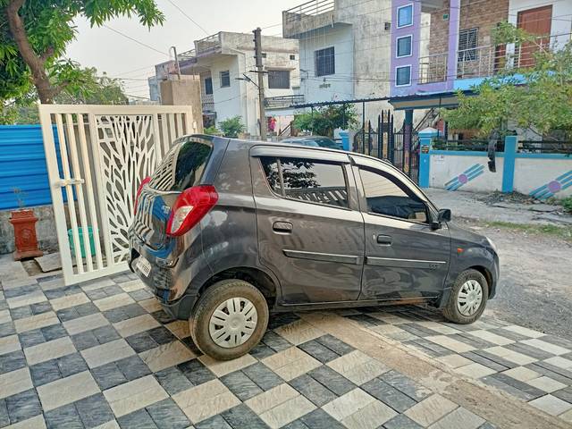 https://images10.gaadi.com/usedcar_image/4239355/original/366c739e8ef622eed2fdc07d7e0ceb5e.jpeg?imwidth=6401