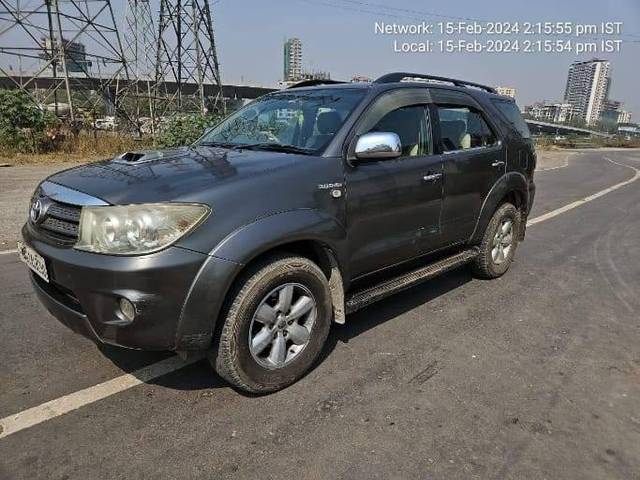 https://images10.gaadi.com/usedcar_image/4239379/original/processed_c9225e7264258ab2ef0e9b5c495a95f6.jpg?imwidth=6401