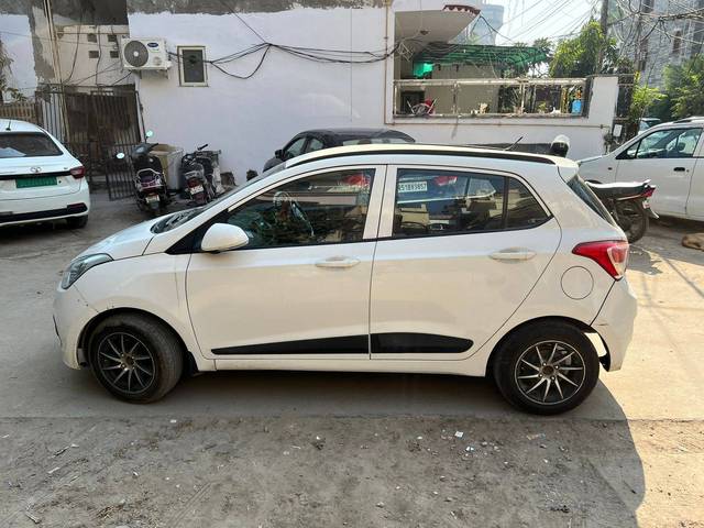 https://images10.gaadi.com/usedcar_image/4239439/original/f677023ac75e4fde0703103b49b3ff8d.jpg?imwidth=6401