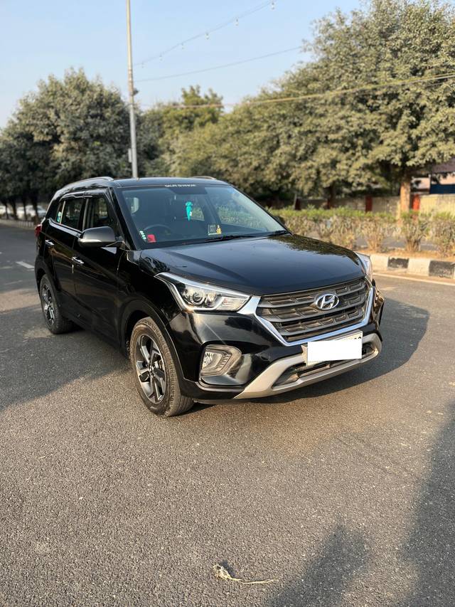 https://images10.gaadi.com/usedcar_image/4239459/original/processed_68dfd188019b8ddca46ca7cab97acfbb.jpg?imwidth=6400