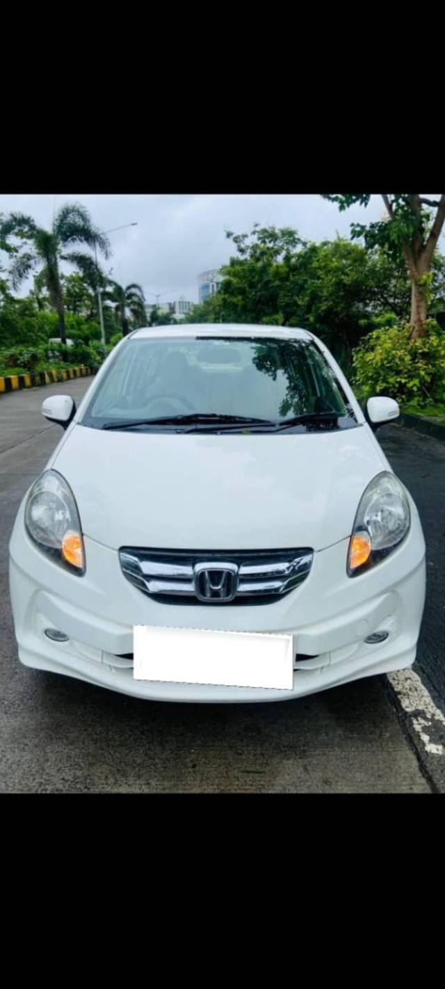 https://images10.gaadi.com/usedcar_image/4239503/original/processed_779d9e2aa80028e4b624fdb98409e8c3.jpg?imwidth=6400