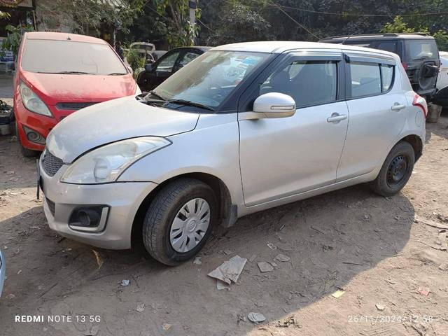 https://images10.gaadi.com/usedcar_image/4239521/original/processed_a27e85279308e23f7e72253e35e5d0aa.jpg?imwidth=6402