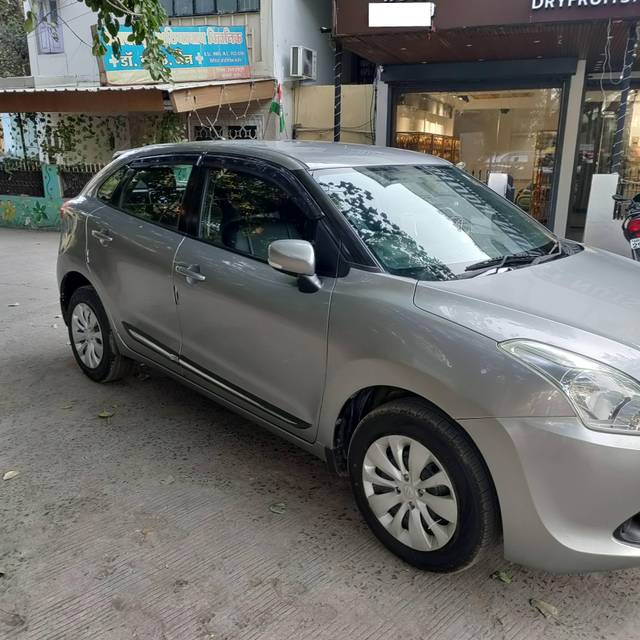 https://images10.gaadi.com/usedcar_image/4239564/original/processed_a572ca44868ce432e40514187d3aec13.jpg?imwidth=6400