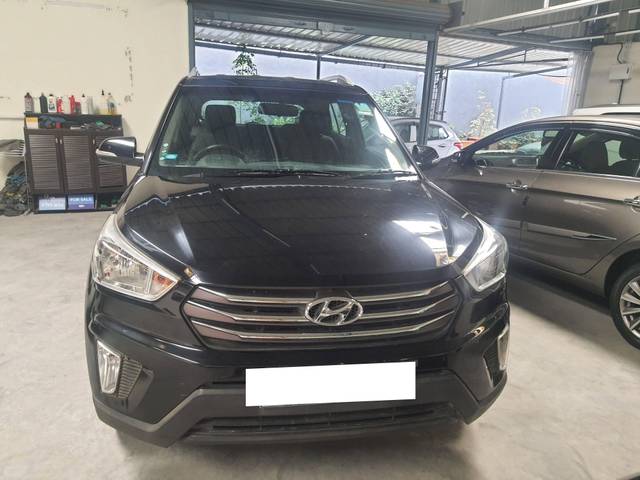 https://images10.gaadi.com/usedcar_image/4239644/original/processed_fb9990a41444f423b2da8f19953049a6.jpg?imwidth=6400