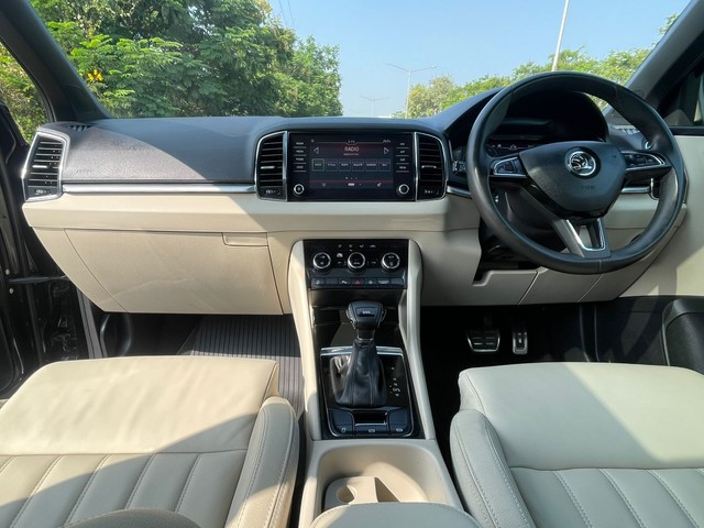 Second-hand 2020 Skoda Karoq Style AT for sale in Mumbai-8