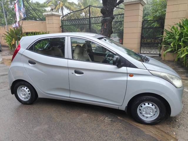 https://images10.gaadi.com/usedcar_image/4239661/original/processed_f7fd03654c7f5cfac119ccd73dbec0c9.jpg?imwidth=6401