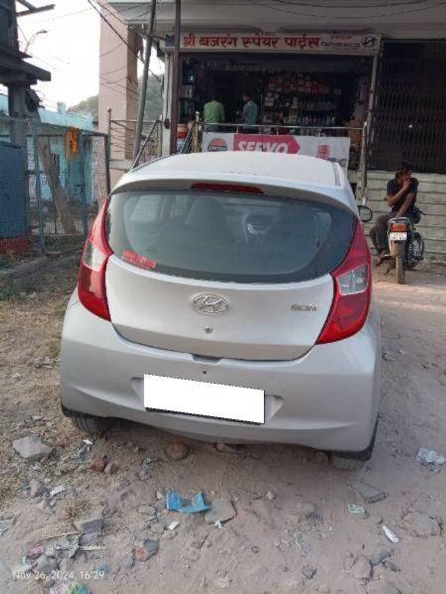 https://images10.gaadi.com/usedcar_image/4239666/original/c0c4796b04a31031f7134b2136fa2463.jpg?imwidth=6401