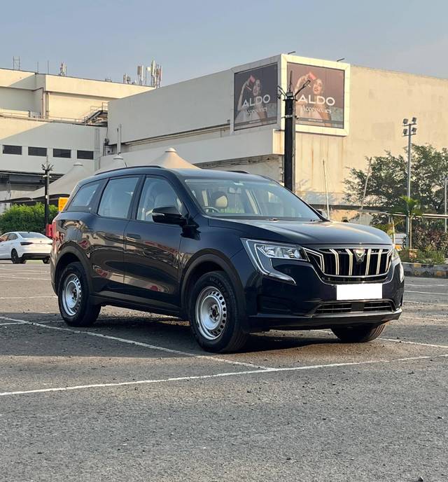 https://images10.gaadi.com/usedcar_image/4239737/original/processed_ad0924dde73e54c5755deeb74b8e746f.jpg?imwidth=6400